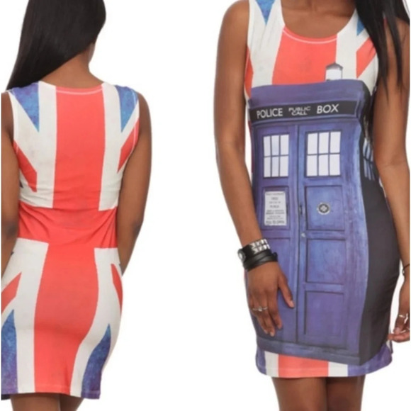HER UNIVERSE Doctor Who Tardis Union Jack 60s Flag Slip Dress - Picture 1 of 6